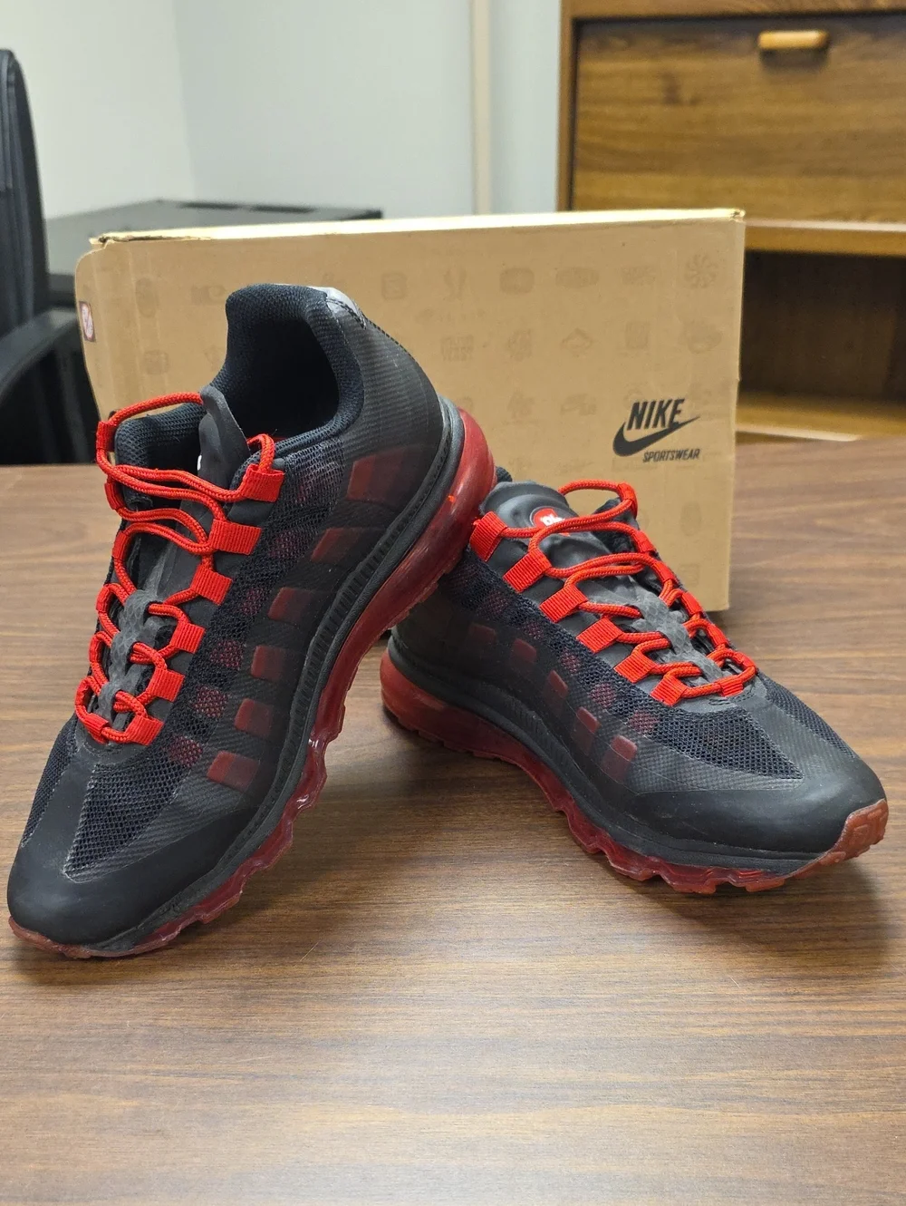 Nike Air Max 95(+) BB WTM (2013) Black/Sport Red 511307-061 Men's 8.5